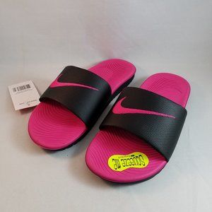 *SOLD* NEW Youth 6 | Women 7 Nike Kawa Slides in Black/Vivid Pink